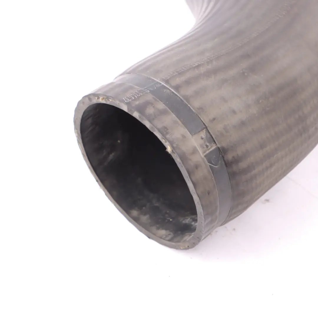 85CF.430 Air Intake Hose Charge Air Line to DAF with Part number 1346325 DAF 85CF.430 Air Intake Hose Charge Air Line - SKU 1346325 - Part number 1346325