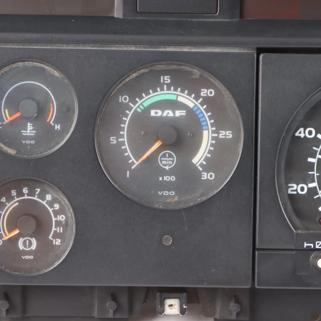 DAF 85CF Instrument Cluster Speedometer Speedo Clock Tachometer - SKU 1347045 - Part number 1347045
