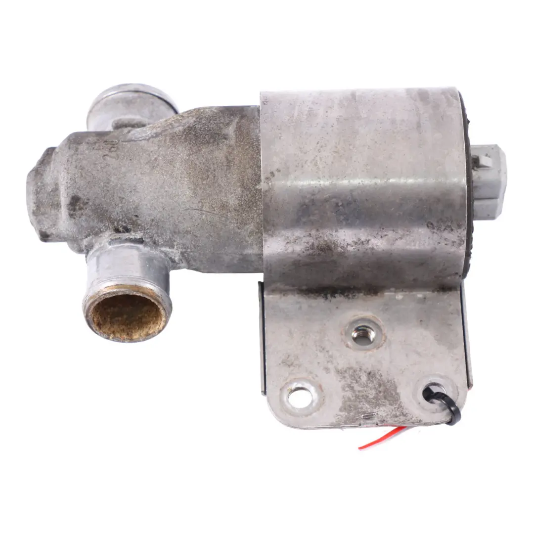 Válvula ralentí BMW M3 E46 E36 Z4 M3 E85 E86 Válvula reguladora control ralentí para con número de pieza 1733090 Válvula ralentí BMW M3 E46 E36 Z4 M3 E85 E86 Válvula reguladora control ralentí - SKU 1733090 - Número de pieza 1733090