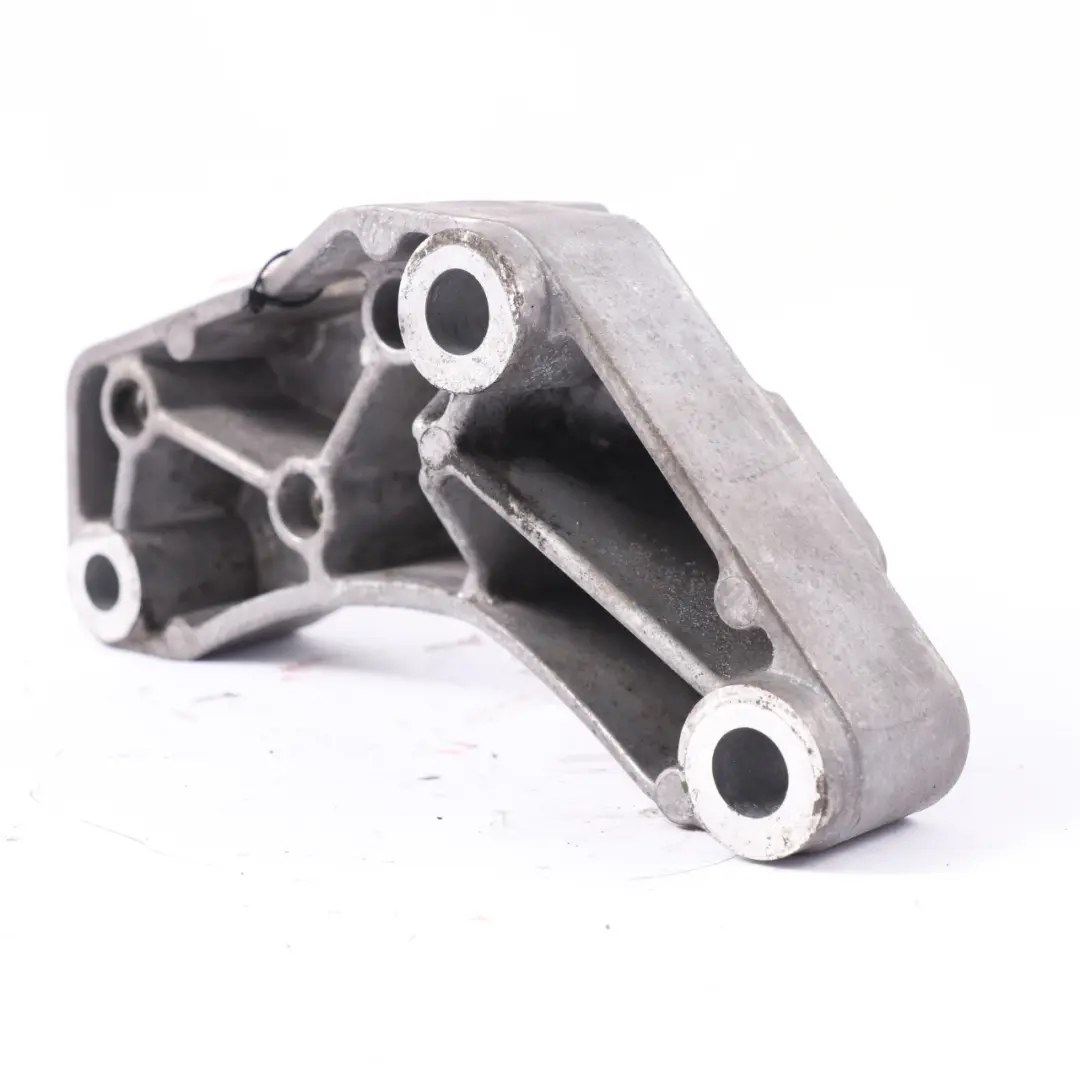 Support boîte vitesses gauche pour VW Volkswagen Caddy Maxi Diesel à propos du numéro de pièce 1K0199117AC VW Volkswagen Caddy Maxi Diesel Support boîte vitesses gauche - SKU 1K0199117AC - Numéro de pièce 1K0199117AC