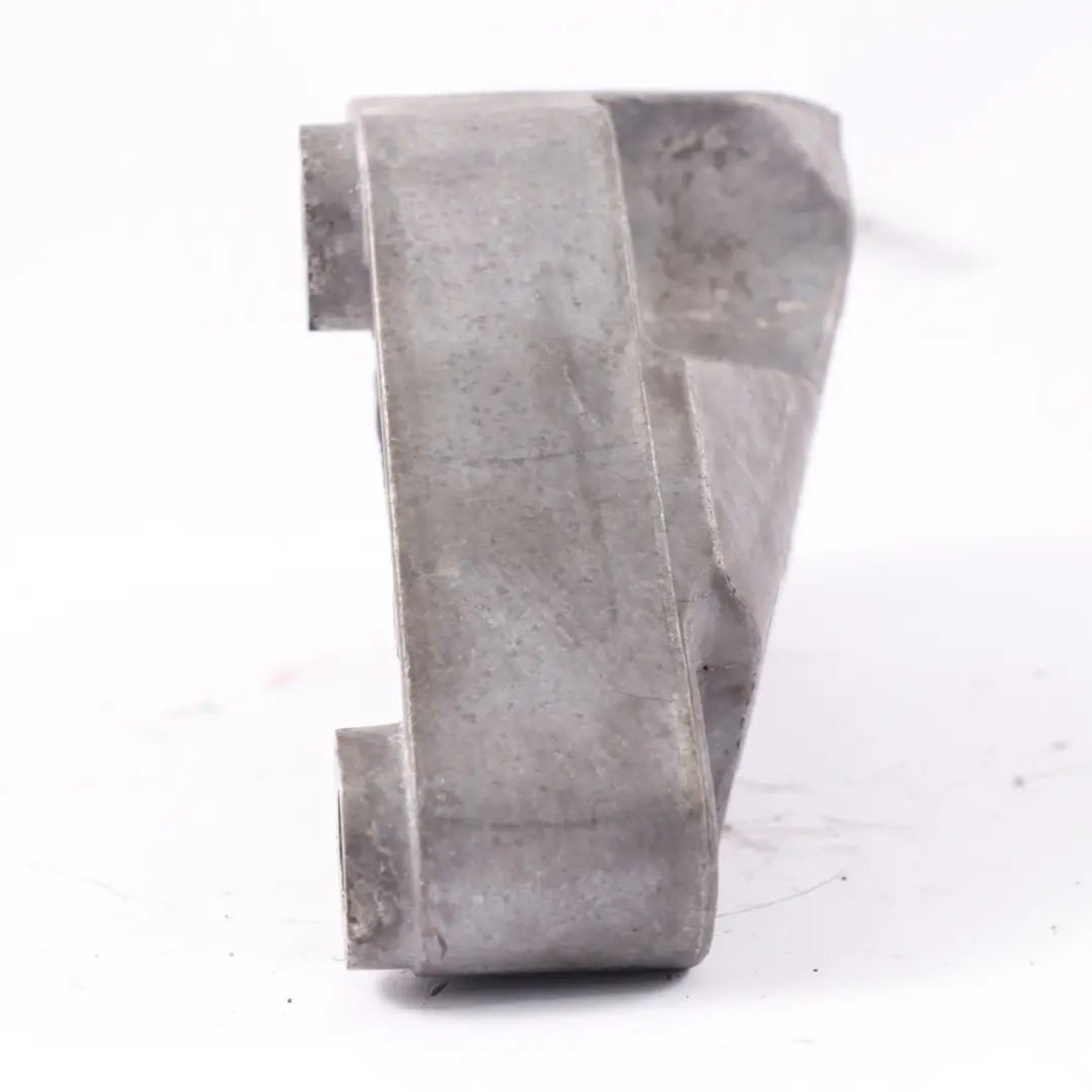 Support boîte vitesses gauche pour VW Volkswagen Caddy Maxi Diesel à propos du numéro de pièce 1K0199117AC VW Volkswagen Caddy Maxi Diesel Support boîte vitesses gauche - SKU 1K0199117AC - Numéro de pièce 1K0199117AC