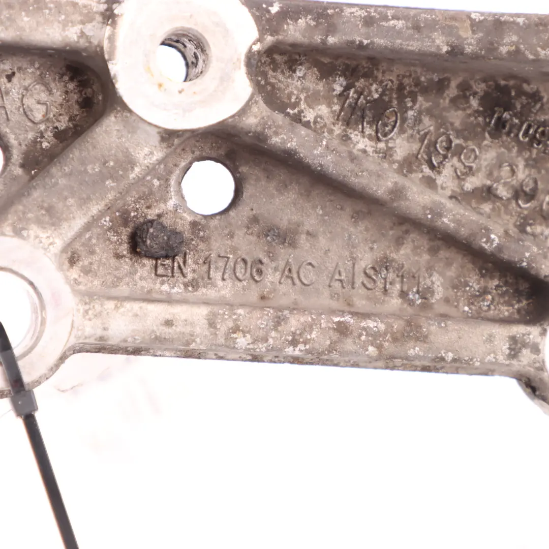 Querlenkerhalterung Arm vorne rechts Aufhängung für Volkswagen Touran 1T mit Teilenummer 1K0199296F Volkswagen Touran 1T Querlenkerhalterung Arm vorne rechts Aufhängung - SKU 1K0199296F - Teilenummer 1K0199296F