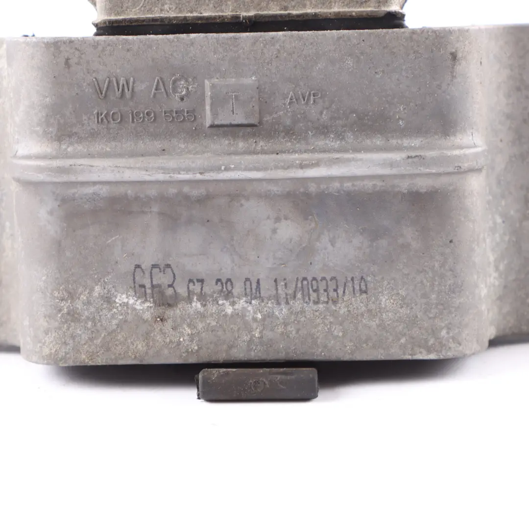 Łapa Poduszka Mocowanie Silnika do Audi A3 8P VW Golf 6 2.0 TDI o numerze 1K0199555T Audi A3 8P VW Golf 6 2.0 TDI Łapa Poduszka Mocowanie Silnika - SKU 1K0199555T - Numer Części 1K0199555T