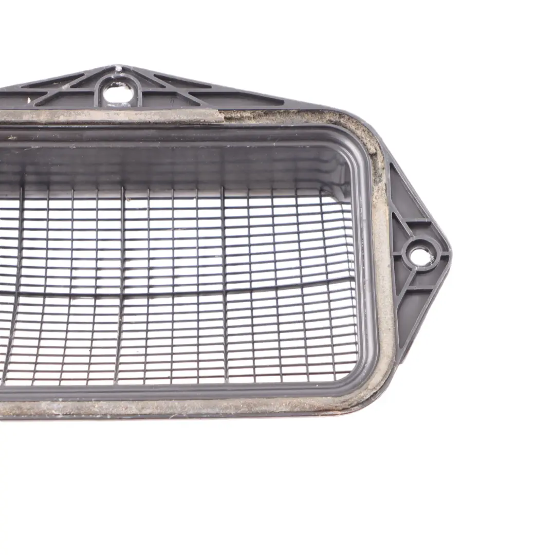 Audi A3 8P Volkswagen Golf 5 Riscaldatore Presa d'aria Copertura - SKU 1K0815479B - Numero di parte 1K0815479B