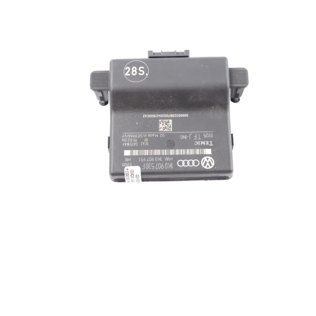 Central Gateway Module Control Unit Lear to Volkswagen Touran 1T with Part number 1K0907530F Volkswagen Touran 1T Central Gateway Module Control Unit Lear - SKU 1K0907530F - Part number 1K0907530F