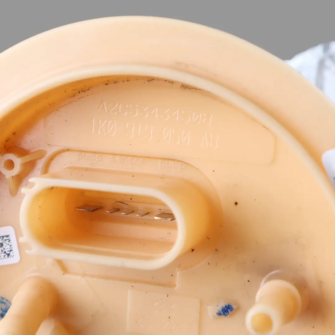 Control Bomba Combustible Tanque Unidad para Audi A3 8P 2.0 TDI Diesel con número de pieza 1K0919050AB Audi A3 8P 2.0 TDI Diesel Control Bomba Combustible Tanque Unidad - SKU 1K0919050AB - Número de pieza 1K0919050AB