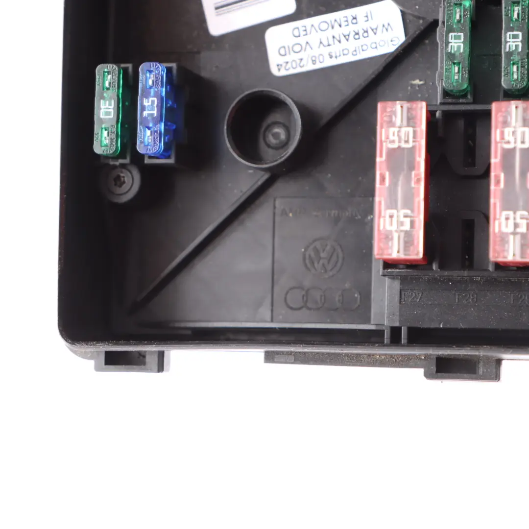 Caja de fusibles del motor para Audi A3 8P con número de pieza 1K0937125D Audi A3 8P Caja de fusibles del motor - SKU 1K0937125D - Número de pieza 1K0937125D