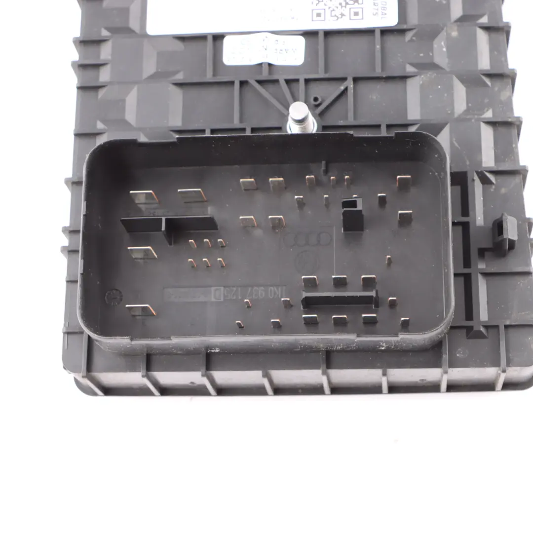 Audi A3 8P Scatola dei fusibili del vano motore - SKU 1K0937125D - Numero di parte 1K0937125D
