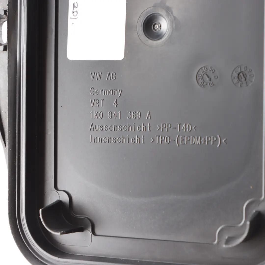 Unità motore ECU Pannello rivestimento coperchio scatola per Audi A3 8P con numero di parte 1K0941369A Audi A3 8P Unità motore ECU Pannello rivestimento coperchio scatola - SKU 1K0941369A - Numero di parte 1K0941369A