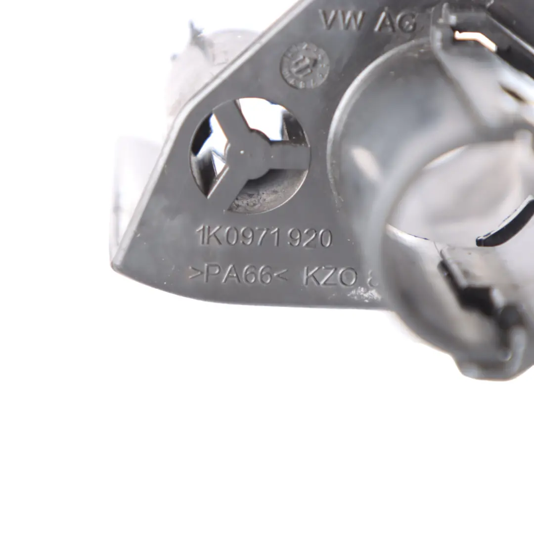Audi A3 8P Battery Clamp Positivo più Polo Cavo di Protezione Pannello - SKU 1K0971920 - Numero di parte 1K0971920