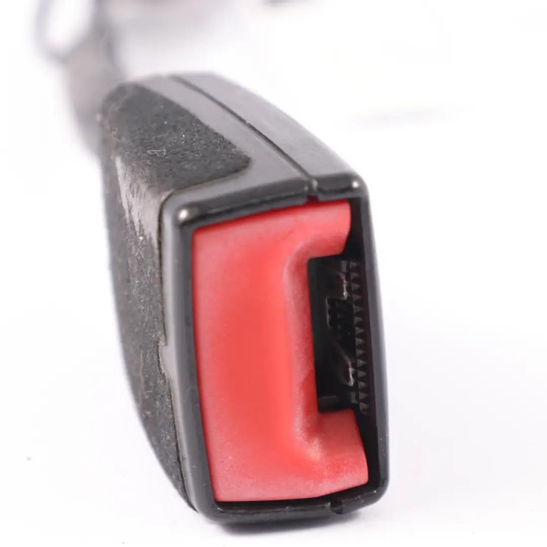 VW Caddy 2K Boucle de ceinture de sécurité avant droite Tendeur - SKU 1K3857756BA - Numéro de pièce 1K3857756BA