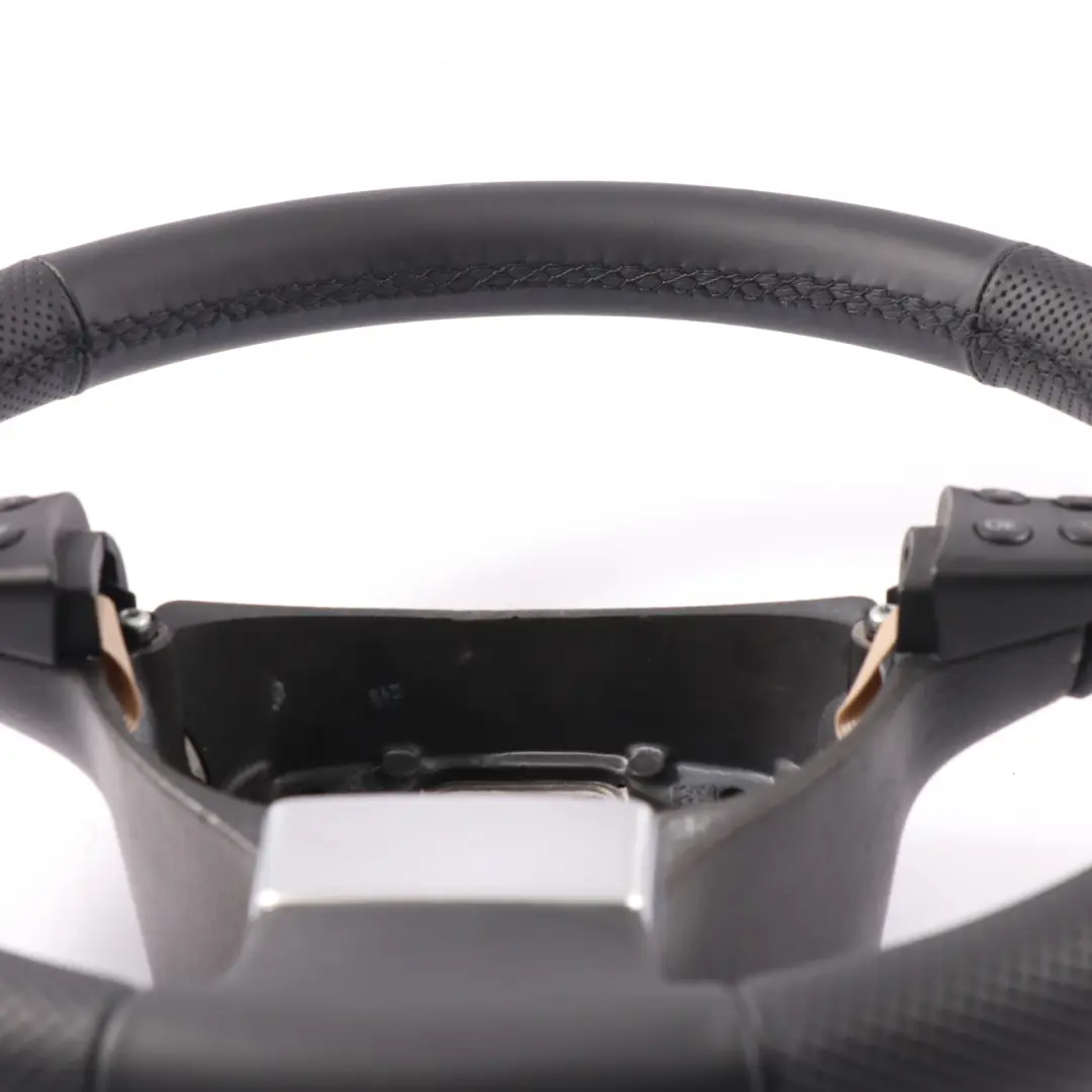 NUEVO Volante de Cuero Negro Multifunción para VW Volkswagen Golf 5 con número de pieza 1Q0419091K VW Volkswagen Golf 5 NUEVO Volante de Cuero Negro Multifunción - SKU 1Q0419091K-1 - Número de pieza 1Q0419091K