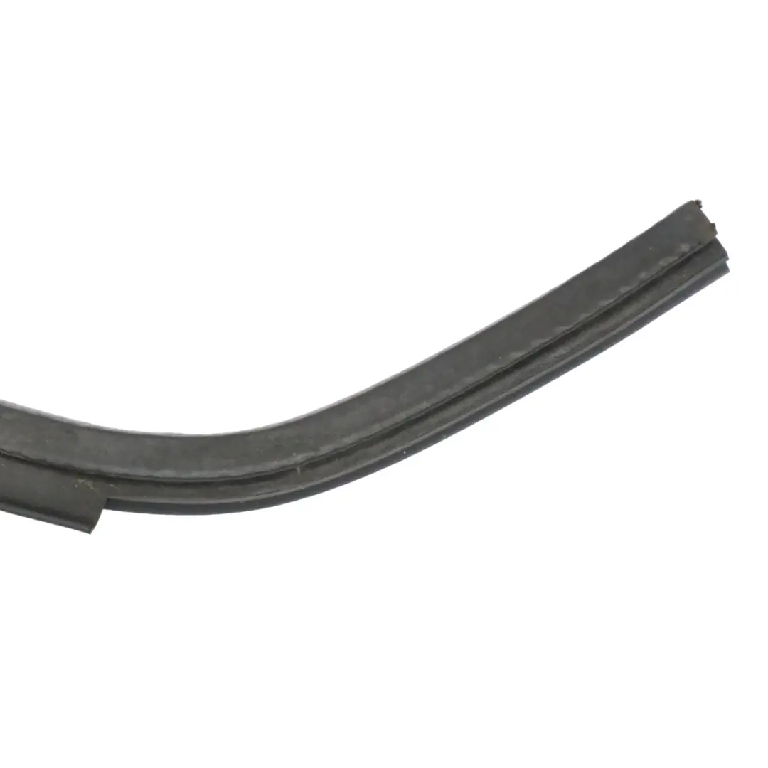 VW Volkswagen Caddy Maxi Cappuccio Guarnizione Motore Gomma - SKU 1T0823723C - Numero di parte 1T0823723C