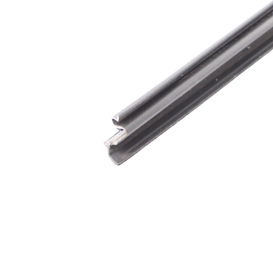  Window Seal Volkswagen VW Touran 1T Door Front Right O/S Gasket Strip - SKU 1T0837472B - Part number 1T0837472B