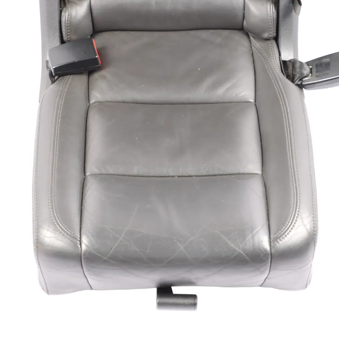 2nd Row Middle Seat Interior Imitaion Leather Black to Volkswagen VW Touran 1T with Part number 1T0883806C Volkswagen VW Touran 1T 2nd Row Middle Seat Interior Imitaion Leather Black - SKU 1T0883806C - Part number 1T0883806C