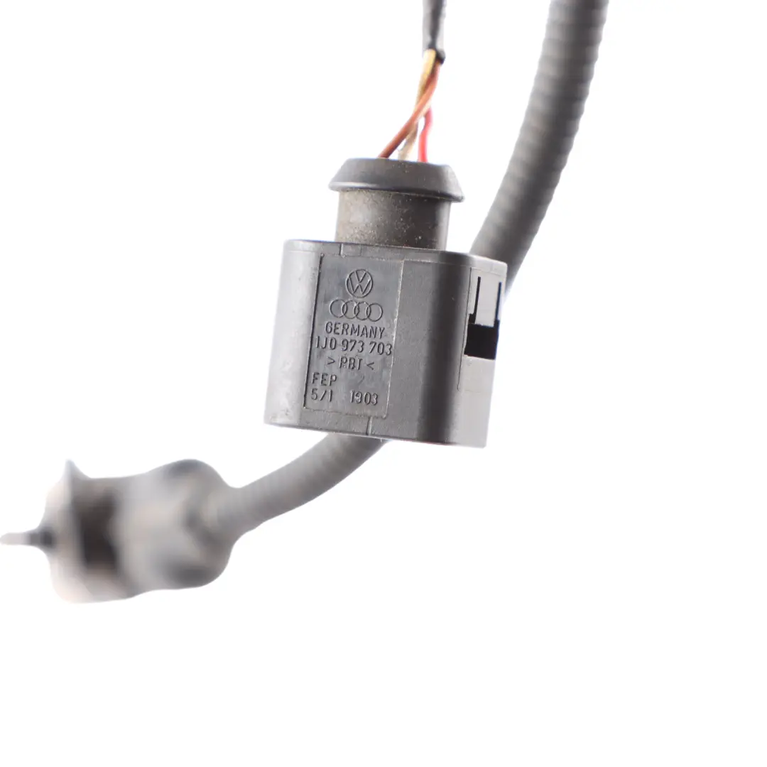 Parking Sensor Wiring Rear Bumper Loom Cable to Volkswagen VW Touran 1T with Part number 1T0971085 Volkswagen VW Touran 1T Parking Sensor Wiring Rear Bumper Loom Cable - SKU 1T0971085 - Part number 1T0971085