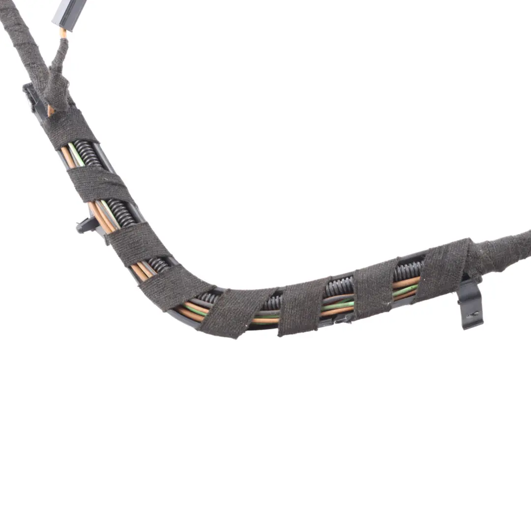 Trunk Tailgate Rear Right O/S Plug Socket Wiring to Volkswagen VW Touran with Part number 1T0971148 Volkswagen VW Touran Trunk Tailgate Rear Right O/S Plug Socket Wiring - SKU 1T0971148 - Part number 1T0971148