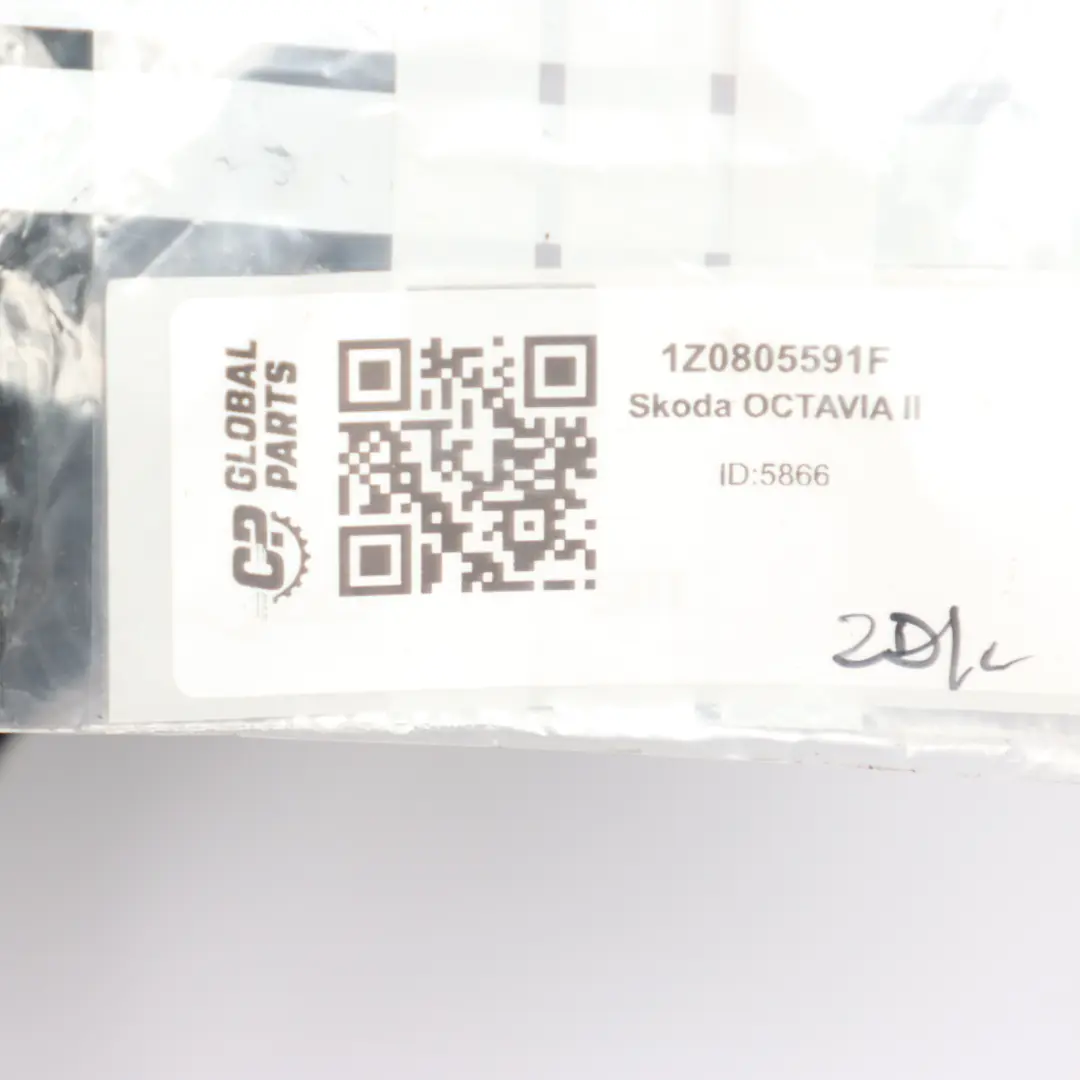 Support fixation pour panneau porte avant capot pour Skoda Octavia II à propos du numéro de pièce 1Z0805591F Skoda Octavia II Support fixation pour panneau porte avant capot - SKU 1Z0805591F - Numéro de pièce 1Z0805591F