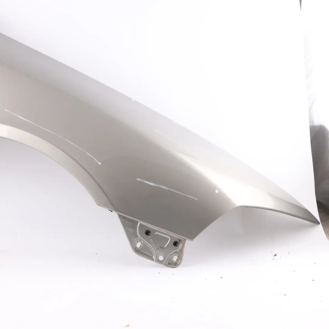 Skoda Octavia II Side Panel Front Right O/S Wing Fender Cappuccino Beige - F8H - SKU 1Z0821106A-CBE - Part number 1Z0821106A