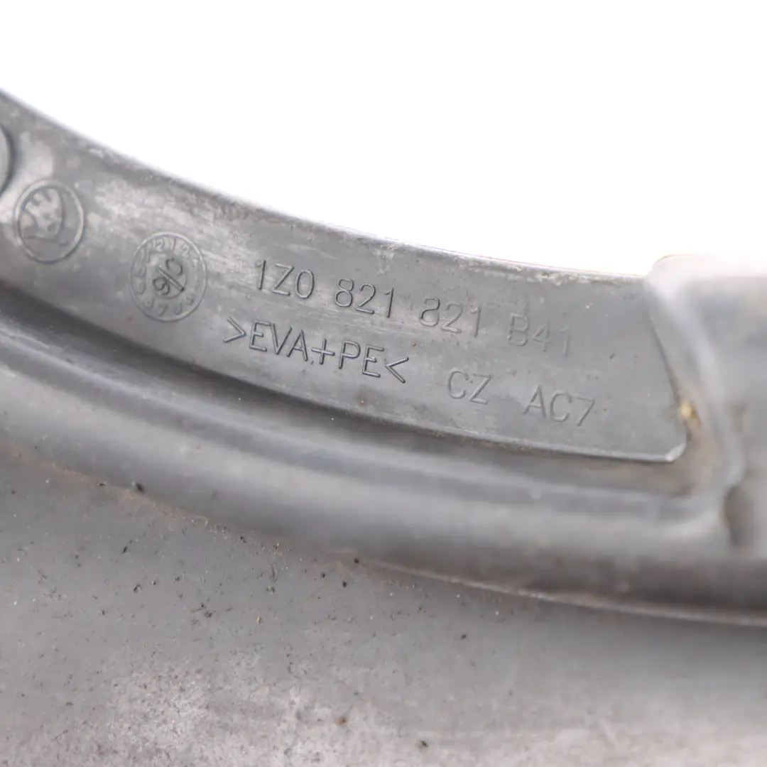 Mud Flap Rear Left N/S Mud Flap Splash Guard Panel to Skoda Octavia II with Part number 1Z0821821 Skoda Octavia II Mud Flap Rear Left N/S Mud Flap Splash Guard Panel - SKU 1Z0821821 - Part number 1Z0821821