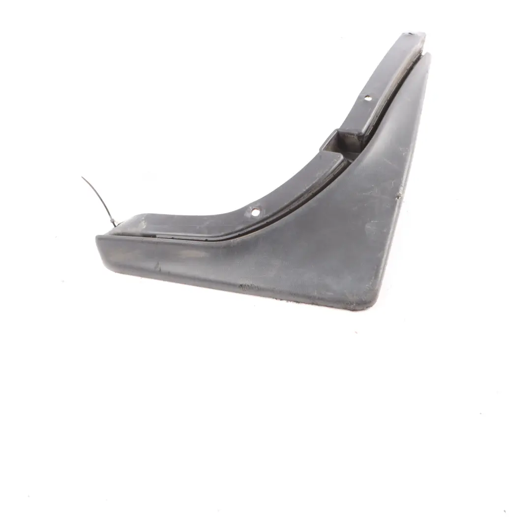 Mud Flap Rear Right O/S Mud Flap Splash Guard Panel to Skoda Octavia II with Part number 1Z0821822 Skoda Octavia II Mud Flap Rear Right O/S Mud Flap Splash Guard Panel - SKU 1Z0821822 - Part number 1Z0821822