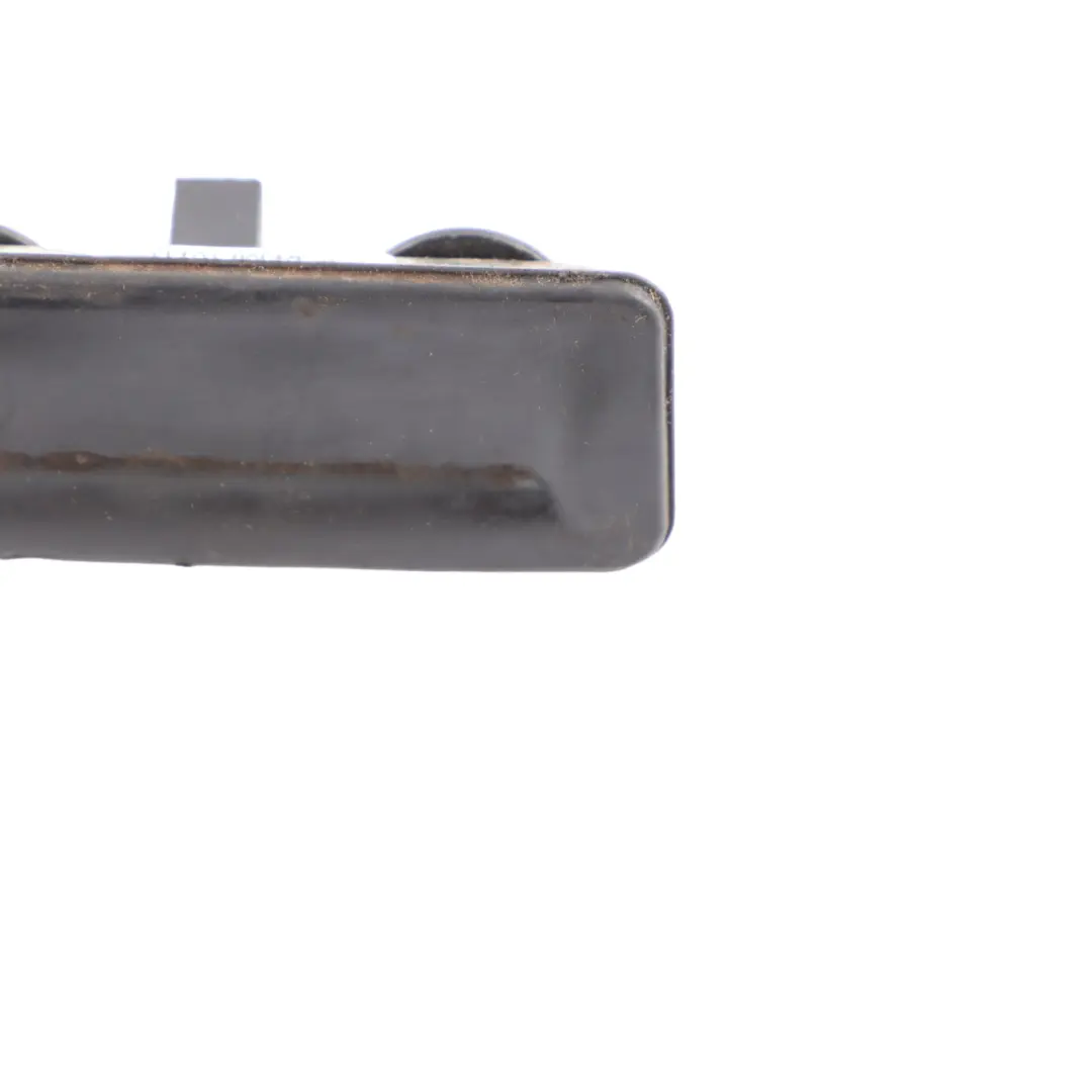 Skoda Octavia II Poignée Couvercle Garniture Coffre Hayon - SKU 1Z0827574C - Numéro de pièce 1Z0827574C