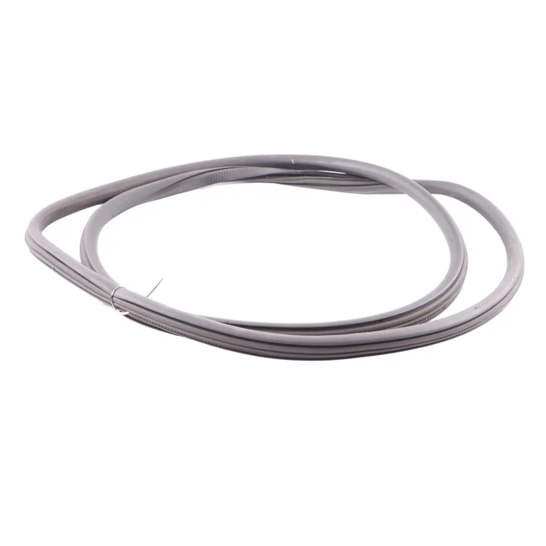 Front Door Trim Strip Right O/S Seal Gasket Rubber to Skoda Octavia II with Part number 1Z0867365D Skoda Octavia II Front Door Trim Strip Right O/S Seal Gasket Rubber - SKU 1Z0867365D - Part number 1Z0867365D