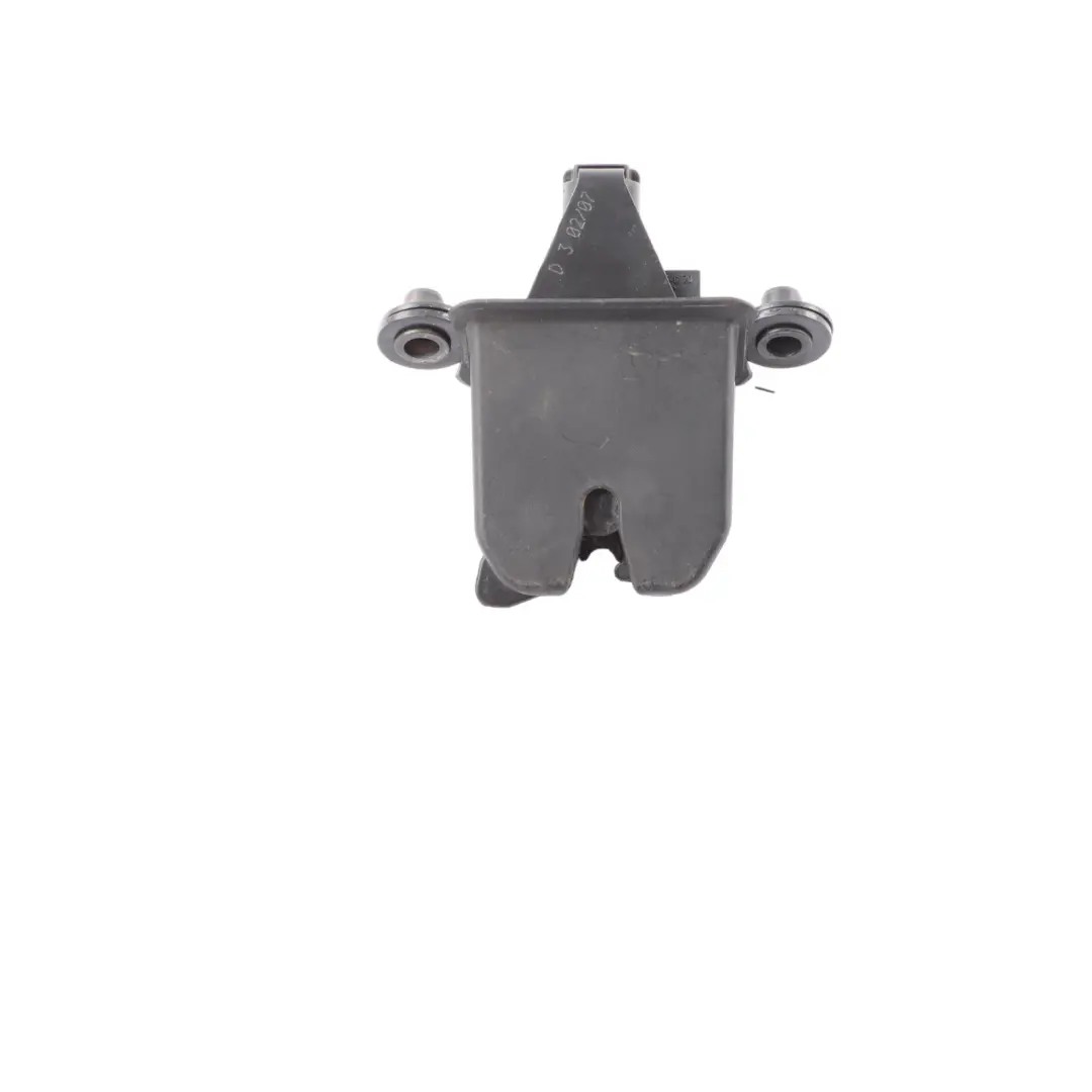 Trunk Lid Boot Tailgate Lock Latch Catch Hook to Skoda Octavia II with Part number 1Z5827501D Skoda Octavia II Trunk Lid Boot Tailgate Lock Latch Catch Hook - SKU 1Z5827501D - Part number 1Z5827501D