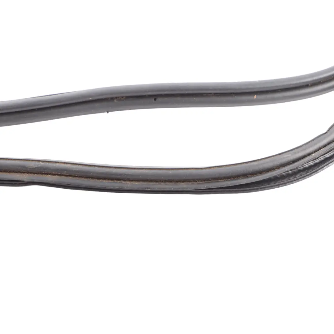 Skoda Octavia II Gummi Dichtung Koffer Raum Heck Klappe Gepäck - SKU 1Z5827705A - Teilenummer 1Z5827705A
