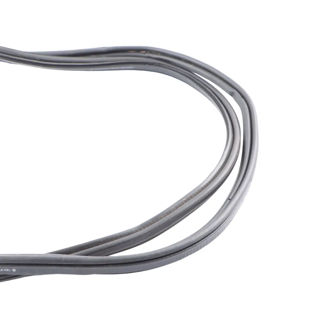 Skoda Octavia II Rubber Seal Boot Trunk Lid Tail Gate Luggage - SKU 1Z5827705A - Part number 1Z5827705A