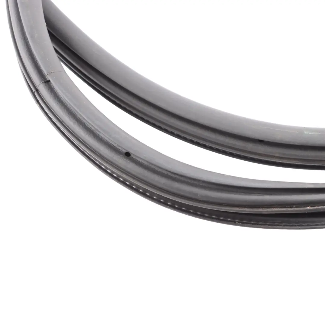 Skoda Octavia II Hatchback Rear Door Left Right N/O/S Seal Gasket - SKU 1Z5867367F - Part number 1Z5867367F