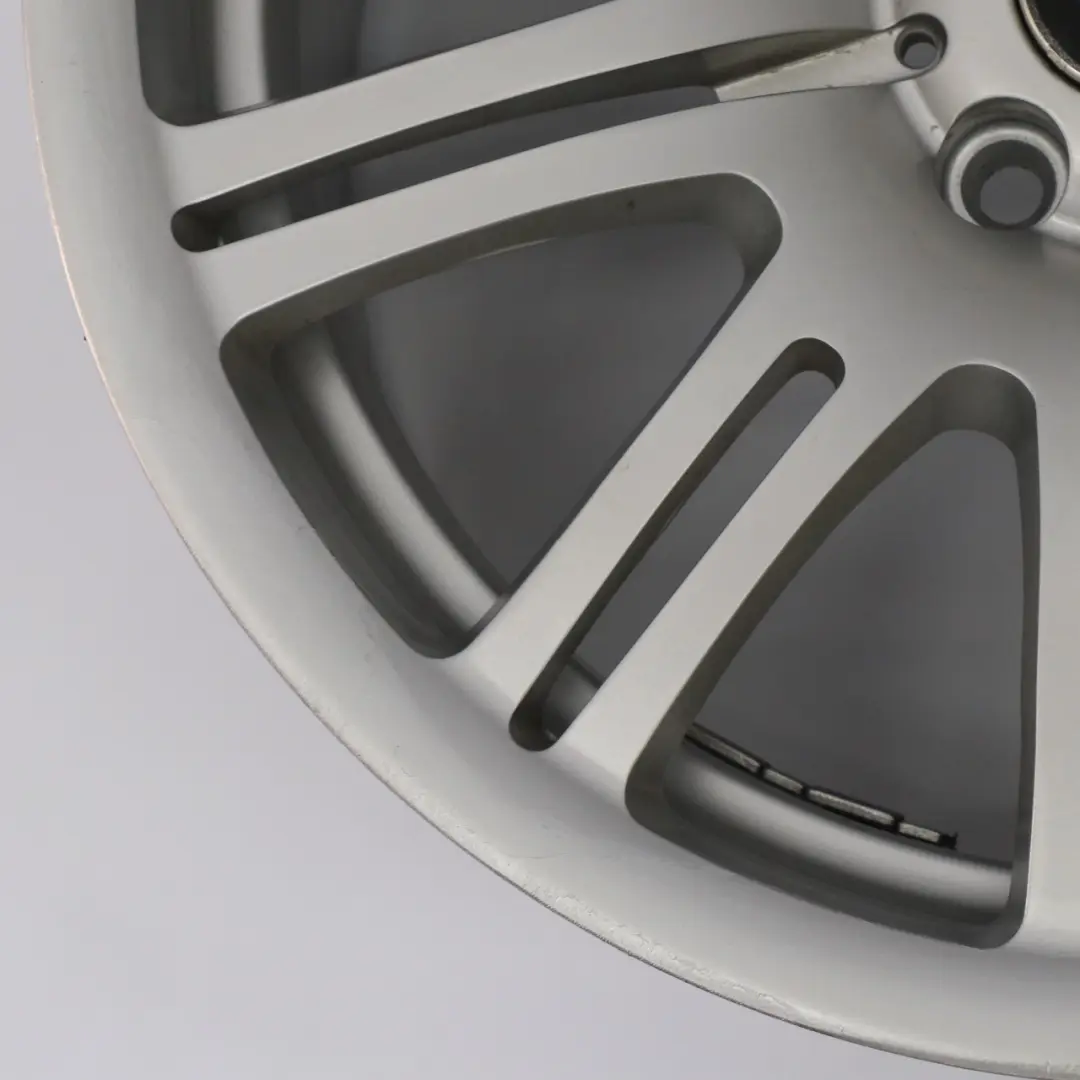 Arriere Jante Alliage 19" M Rayons Doubles 67 9,5J ET:27 pour BMW E46 M3 à propos du numéro de pièce 2229660 BMW E46 M3 Arriere Jante Alliage 19" M Rayons Doubles 67 9,5J ET:27 - SKU 2229660-1 - Numéro de pièce 2229660