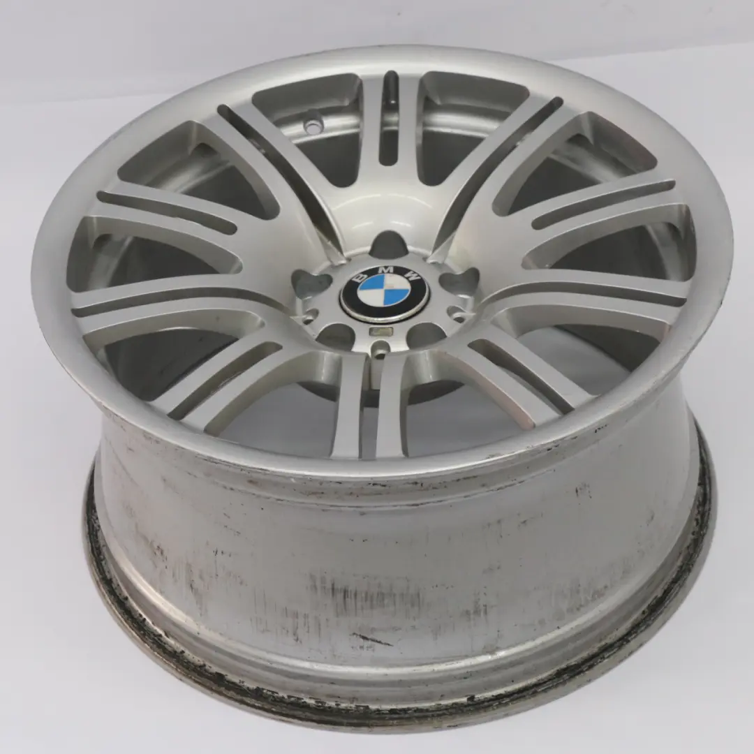 Arriere Jante Alliage 19" M Rayons Doubles 67 9,5J ET:27 pour BMW E46 M3 à propos du numéro de pièce 2229660 BMW E46 M3 Arriere Jante Alliage 19" M Rayons Doubles 67 9,5J ET:27 - SKU 2229660-1 - Numéro de pièce 2229660