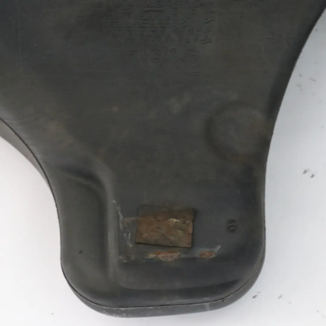 Serbatoio carburante nudo in plastica Serbatoio benzina per BMW E46 M3 con numero di parte 2229736 BMW E46 M3 Serbatoio carburante nudo in plastica Serbatoio benzina - SKU 2229736 - Numero di parte 2229736