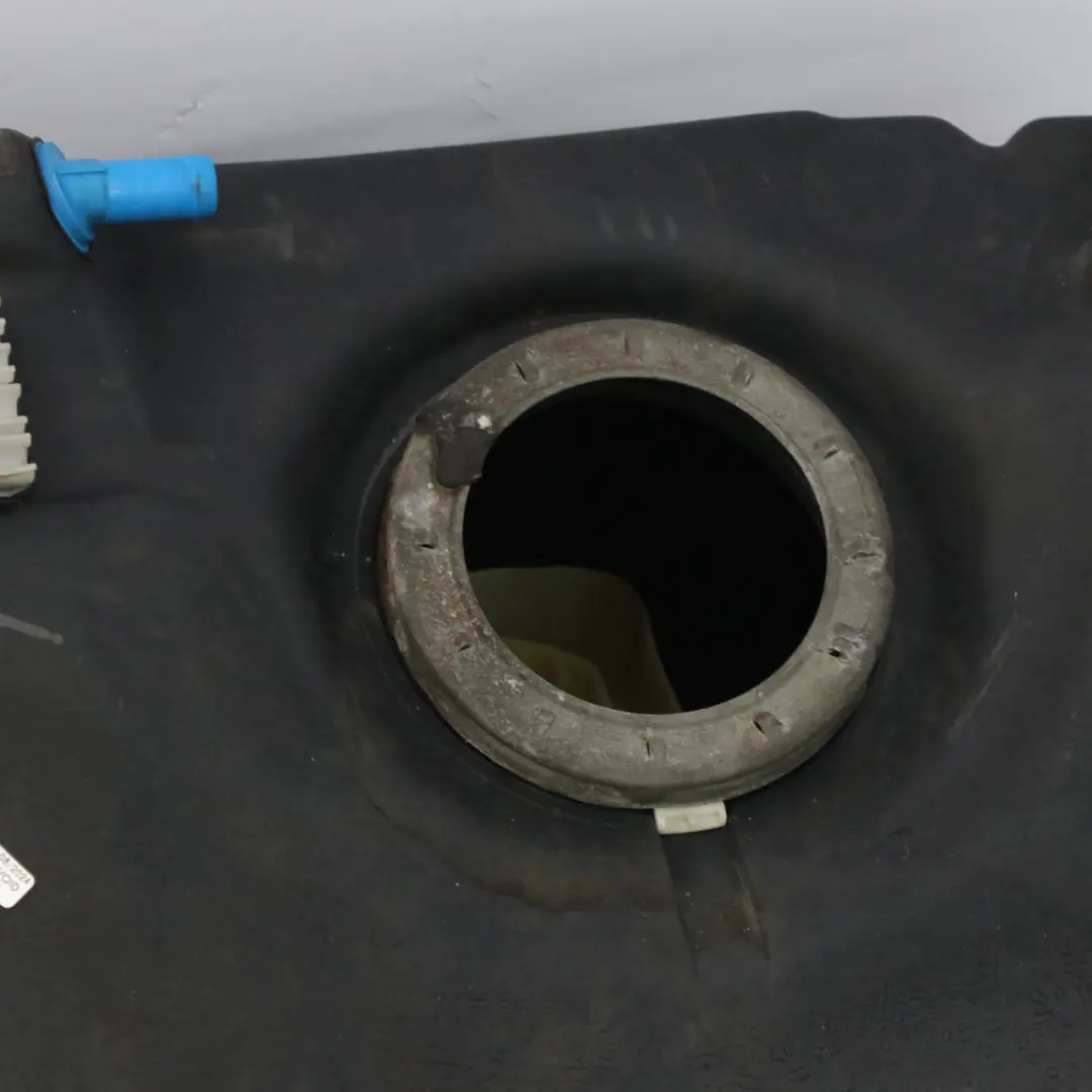 Bak Zbiornik Paliwa Goły Benzyna do BMW E46 M3 o numerze 2229736 BMW E46 M3 Bak Zbiornik Paliwa Goły Benzyna - SKU 2229736 - Numer Części 2229736