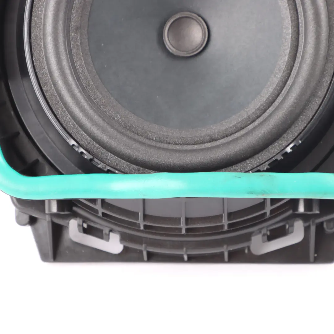 Central Bass Loud Speaker Subwoofer Right O/S to BMW G20 G21 with Part number 2622566 BMW G20 G21 Central Bass Loud Speaker Subwoofer Right O/S - SKU 2622566 - Part number 2622566