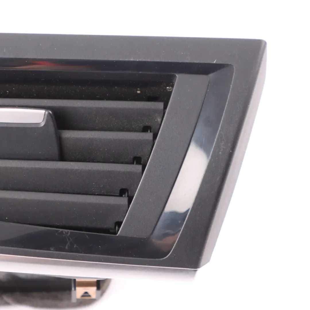 Salpicadero Boquilla de ventilación delantera izquierda para BMW F20 F22 con número de pieza 2636103 BMW F20 F22 Salpicadero Boquilla de ventilación delantera izquierda - SKU 2636103 - Número de pieza 2636103