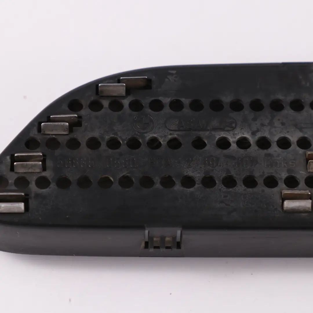 Griglia anteriore sinistra parafango lato ala griglia per BMW M3 E46 con numero di parte 2694607 BMW M3 E46 Griglia anteriore sinistra parafango lato ala griglia - SKU 2694607 - Numero di parte 2694607