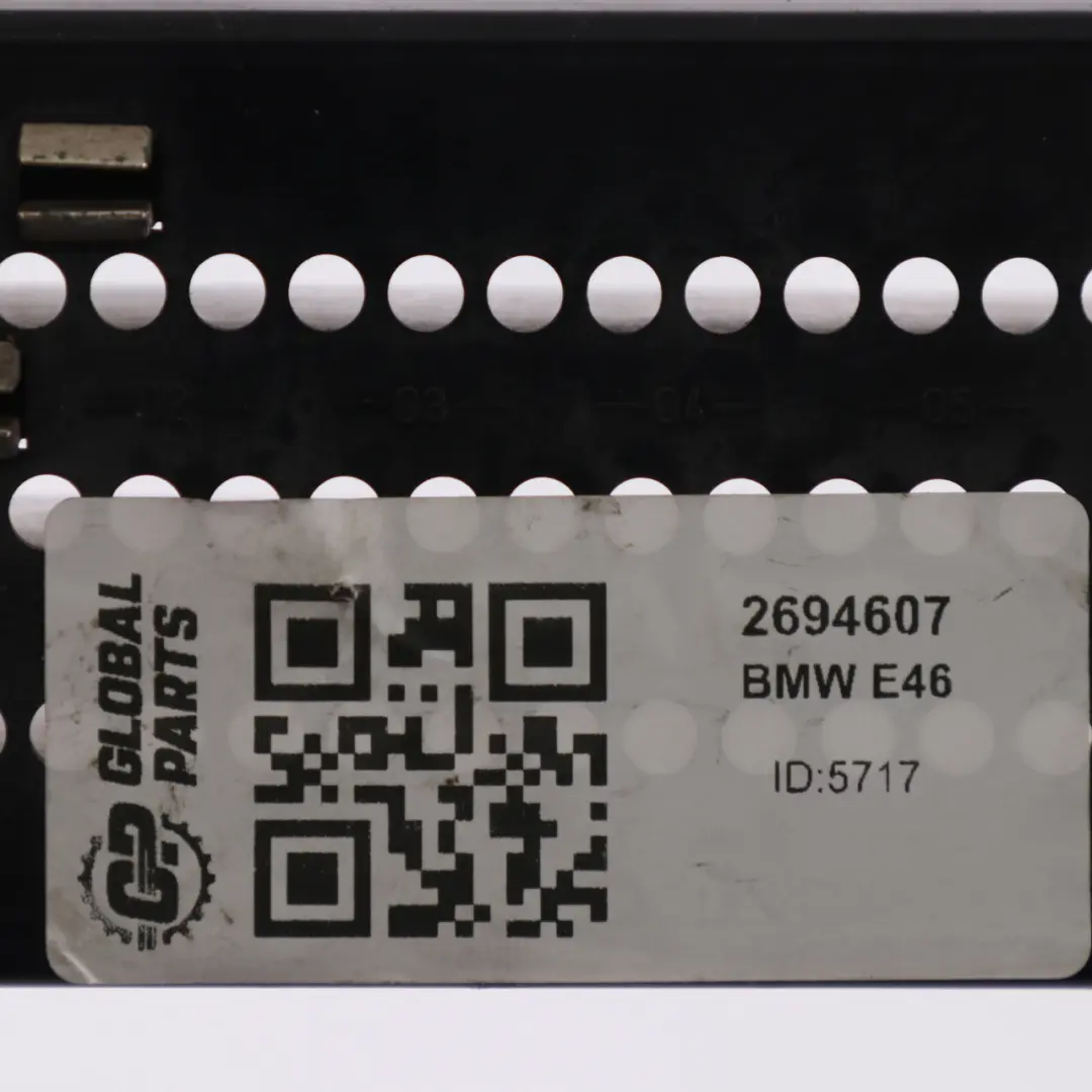 Griglia anteriore sinistra parafango lato ala griglia per BMW M3 E46 con numero di parte 2694607 BMW M3 E46 Griglia anteriore sinistra parafango lato ala griglia - SKU 2694607 - Numero di parte 2694607