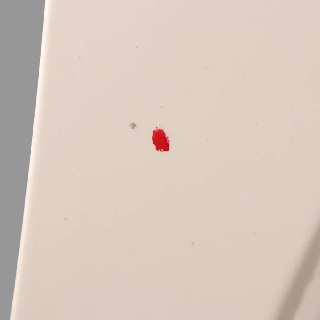 Cache Aile Avant Droite Blanc Poivre - 850 pour Mini R56 R57 à propos du numéro de pièce 2754726 Mini R56 R57 Cache Aile Avant Droite Blanc Poivre - 850 - SKU 2754726-PW11 - Numéro de pièce 2754726