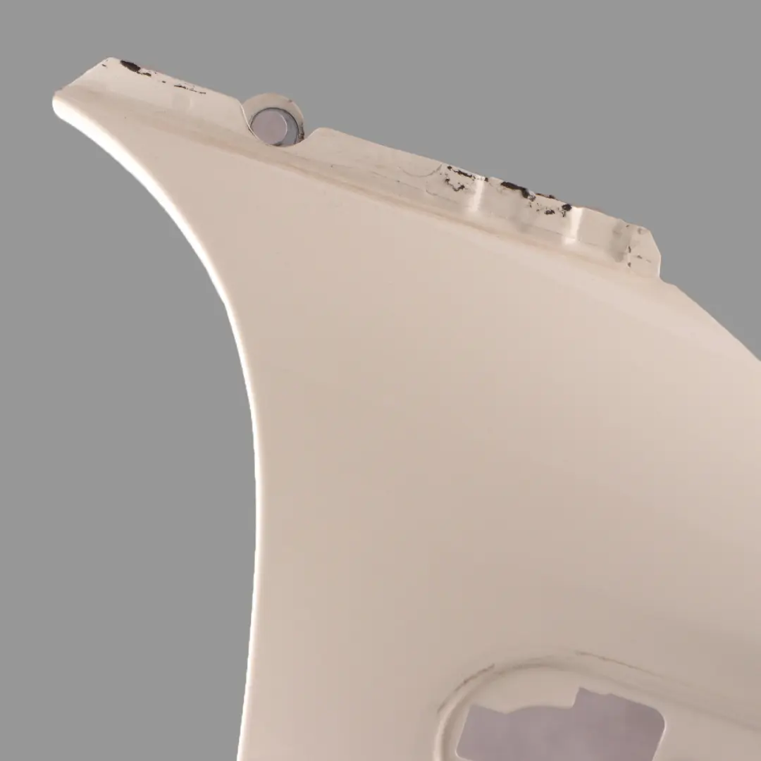 Pannello Laterale Mini R56 Anteriore Destro Parafango Copertura Pepe Bianco 850 per con numero di parte 2754726 Pannello Laterale Mini R56 Anteriore Destro Parafango Copertura Pepe Bianco 850 - SKU 2754726-PW11 - Numero di parte 2754726