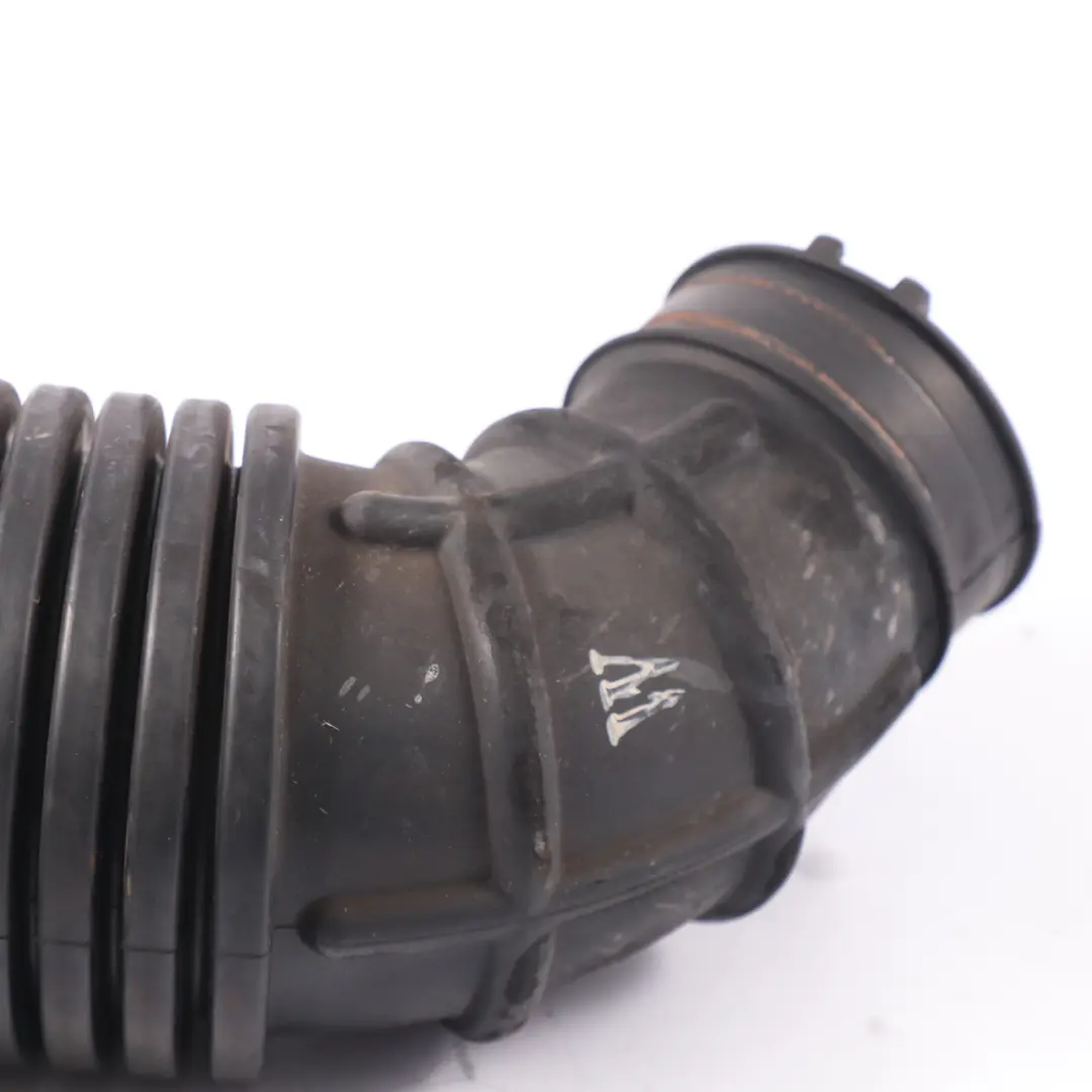 D4CB Diesel Turbo Air Intake Inlet Pipe Hose to Hyundai H-1 2.5 with Part number 281384H050 Hyundai H-1 2.5 D4CB Diesel Turbo Air Intake Inlet Pipe Hose - SKU 281384H050 - Part number 281384H050