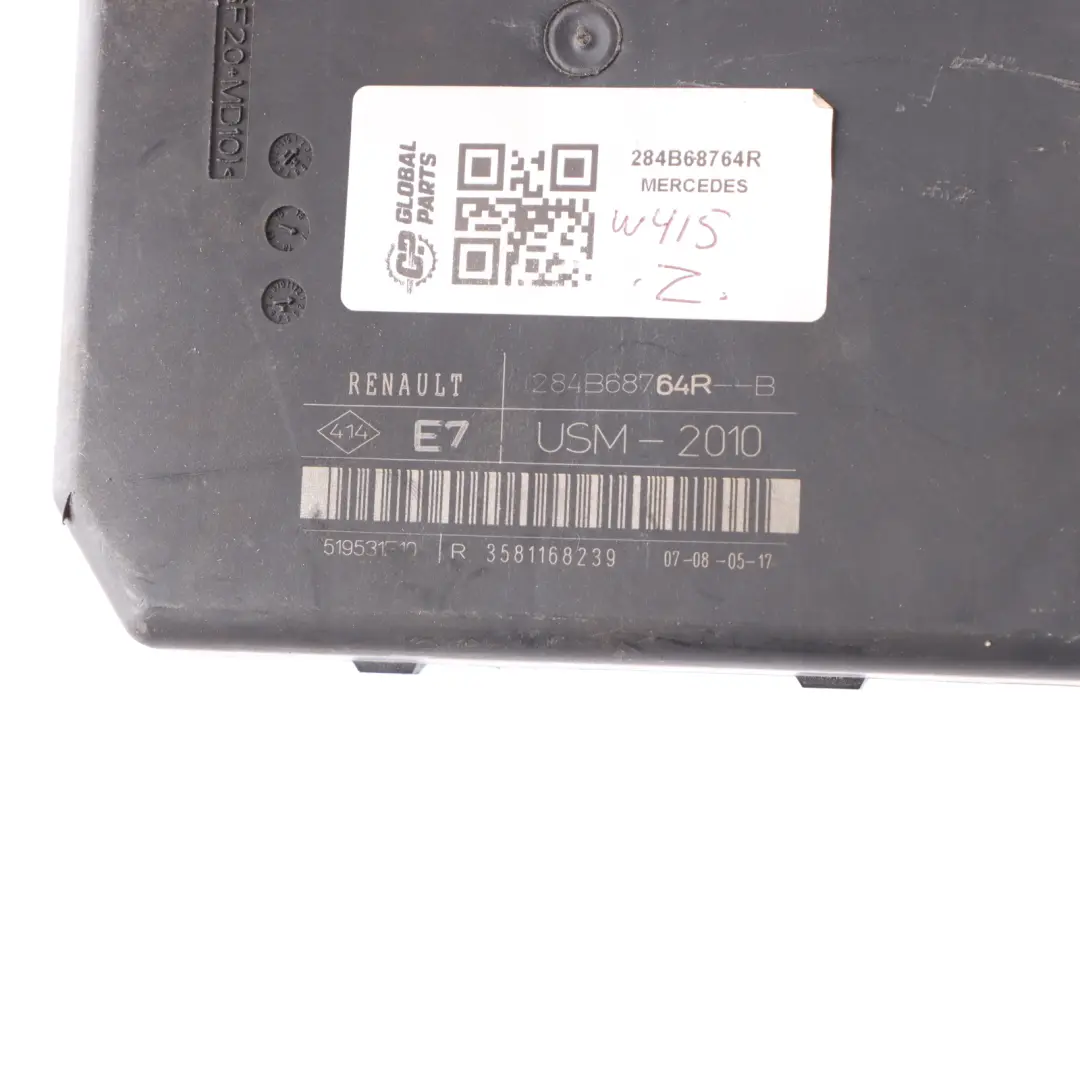 Boîtier Fusibles Relais Module Unité Contrôle pour Mercedes W415 à propos du numéro de pièce 284B68764R Mercedes W415 Boîtier Fusibles Relais Module Unité Contrôle - SKU 284B68764R - Numéro de pièce 284B68764R