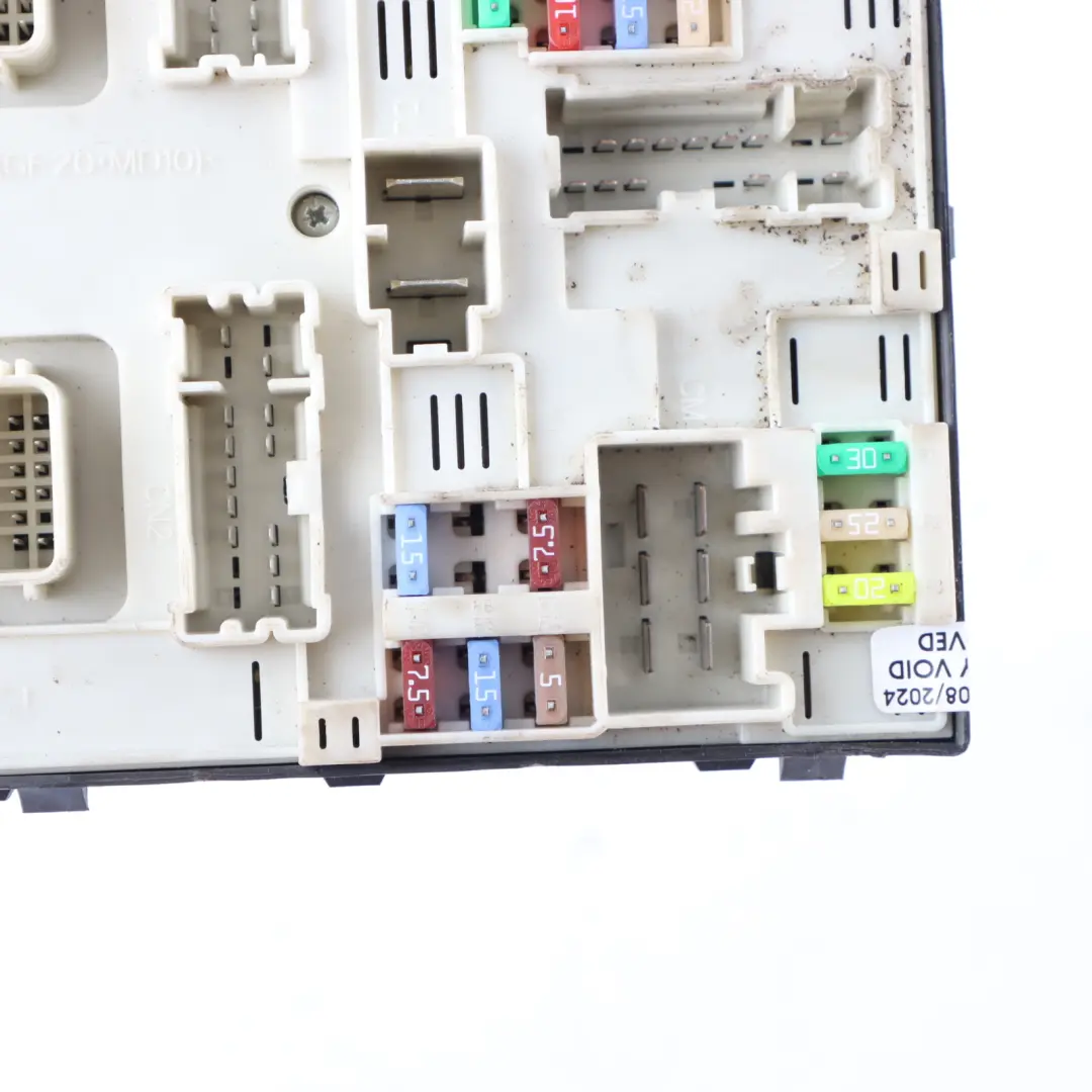 Fuse Box Relay Control Unit Module to Mercedes W415 with Part number 284B68764R Mercedes W415 Fuse Box Relay Control Unit Module - SKU 284B68764R - Part number 284B68764R