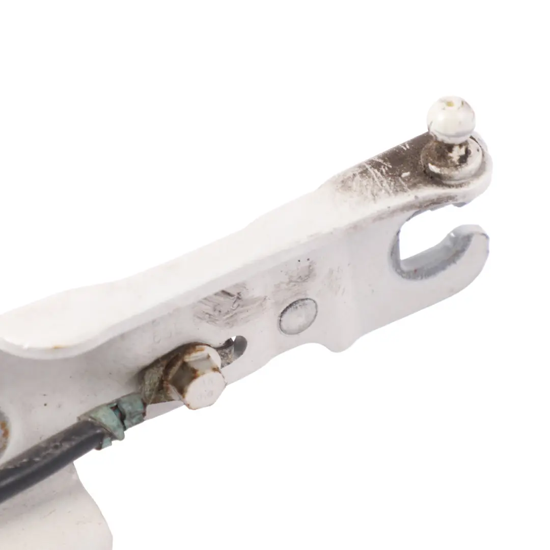 Zawias Maski Pokrywy Silnika Lewy Mineralweiss - A96 2990359 do BMW X1 E84 o numerze 2993149 BMW X1 E84 Zawias Maski Pokrywy Silnika Lewy Mineralweiss - A96 2990359 - SKU 2993149-MW - Numer Części 2993149