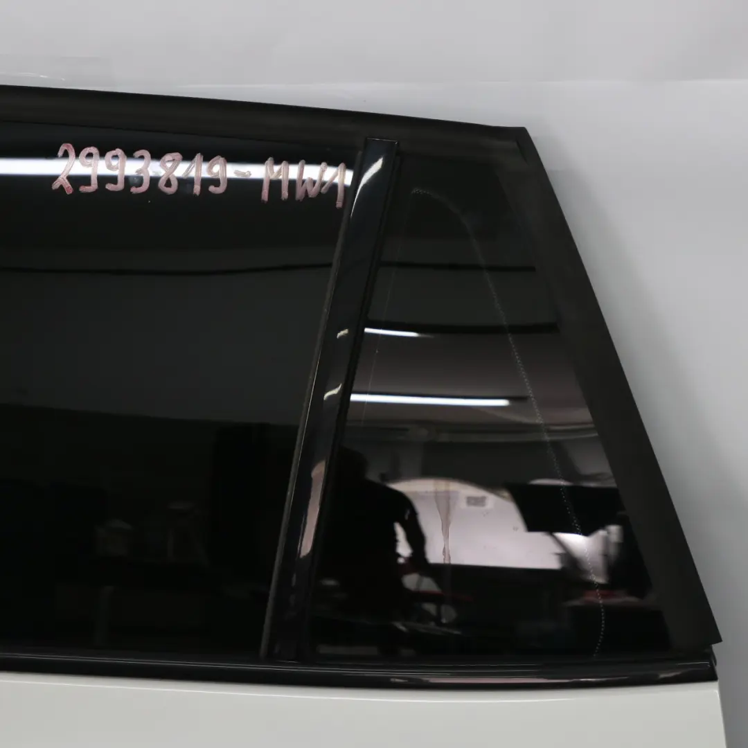 Arrière Gauche Mineralweiss Blanc Minéral Métallisé - A96 pour BMW X1 E84 Porte à propos du numéro de pièce 2993819 BMW X1 E84 Porte Arrière Gauche Mineralweiss Blanc Minéral Métallisé - A96 - SKU 2993819-MW1 - Numéro de pièce 2993819