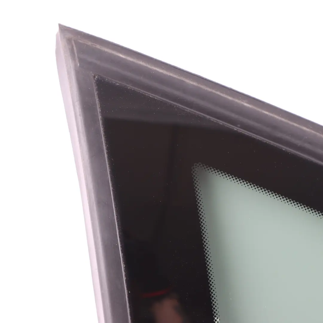 Left N/S Glass AS3 Trunk Window Luggage Compartment Black to BMW E84 Rear with Part number 2993823 BMW E84 Rear Left N/S Glass AS3 Trunk Window Luggage Compartment Black - SKU 2993823 - Part number 2993823