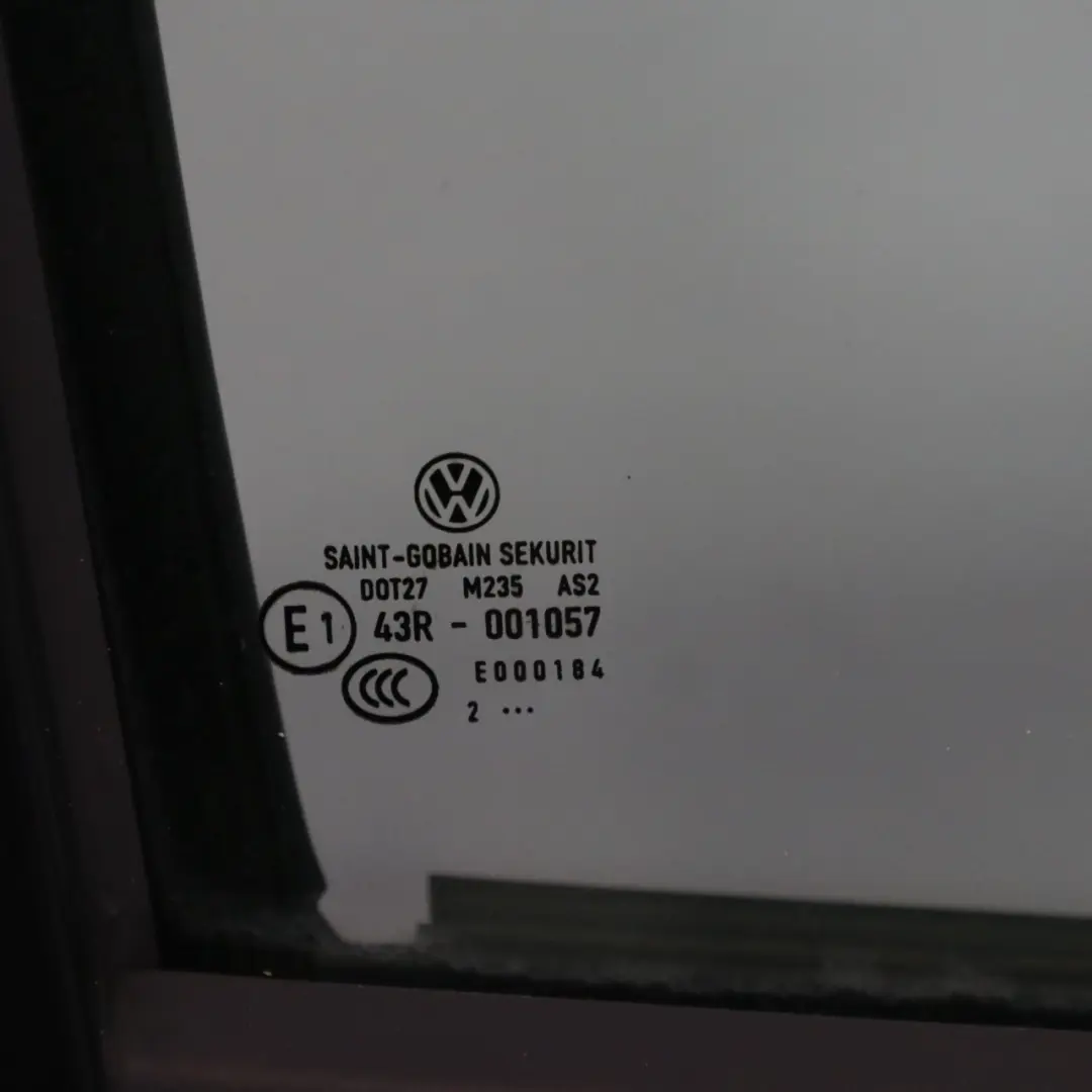 Volkswagen VW Caddy Porte avant droite Lavarot Rouge métallisé - L3U - SKU 2K0831056B-LAV - Numéro de pièce 2K0831056B
