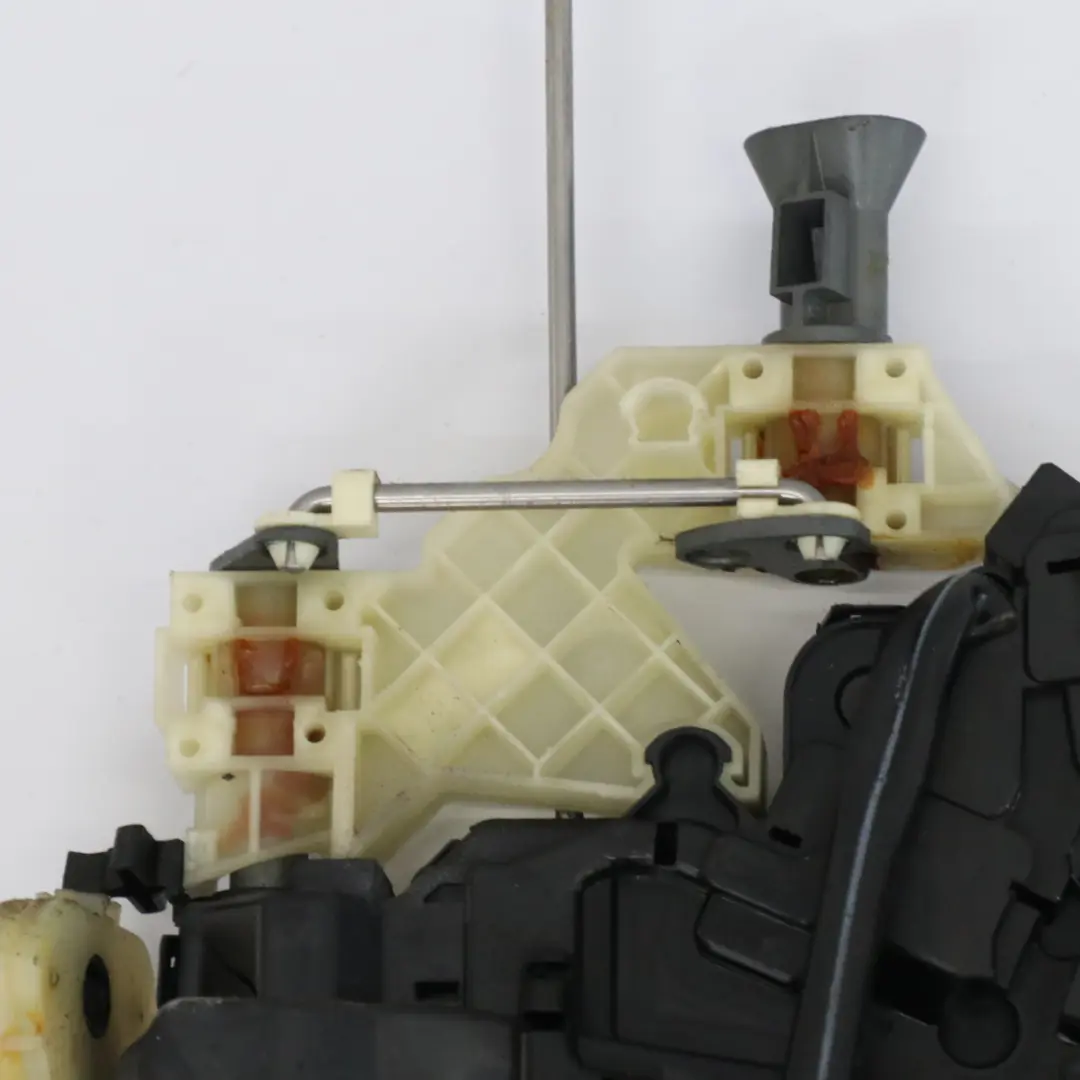 Puerta Lateral Izquierda Mecanismo Pestillo para VW Caddy Maxi con número de pieza 2K0843653BF VW Caddy Maxi Puerta Lateral Izquierda Mecanismo Pestillo - SKU 2K0843653BF - Número de pieza 2K0843653BF