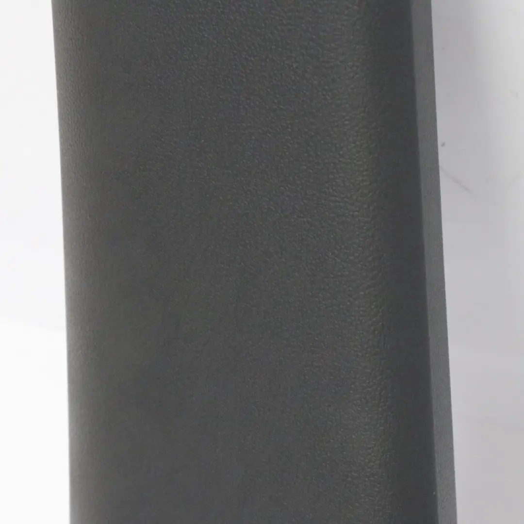 Pokrywa Słupka B Wykończenie Lewe do Volkswagen Caddy Maxi o numerze 2K0867291AC Volkswagen Caddy Maxi Pokrywa Słupka B Wykończenie Lewe - SKU 2K0867291AC - Numer Części 2K0867291AC